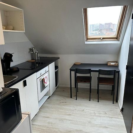 Immeuble Au Coeur De Bruxelles : Vivez L'Experience Unique De La Rue Verbist Kültér fotó